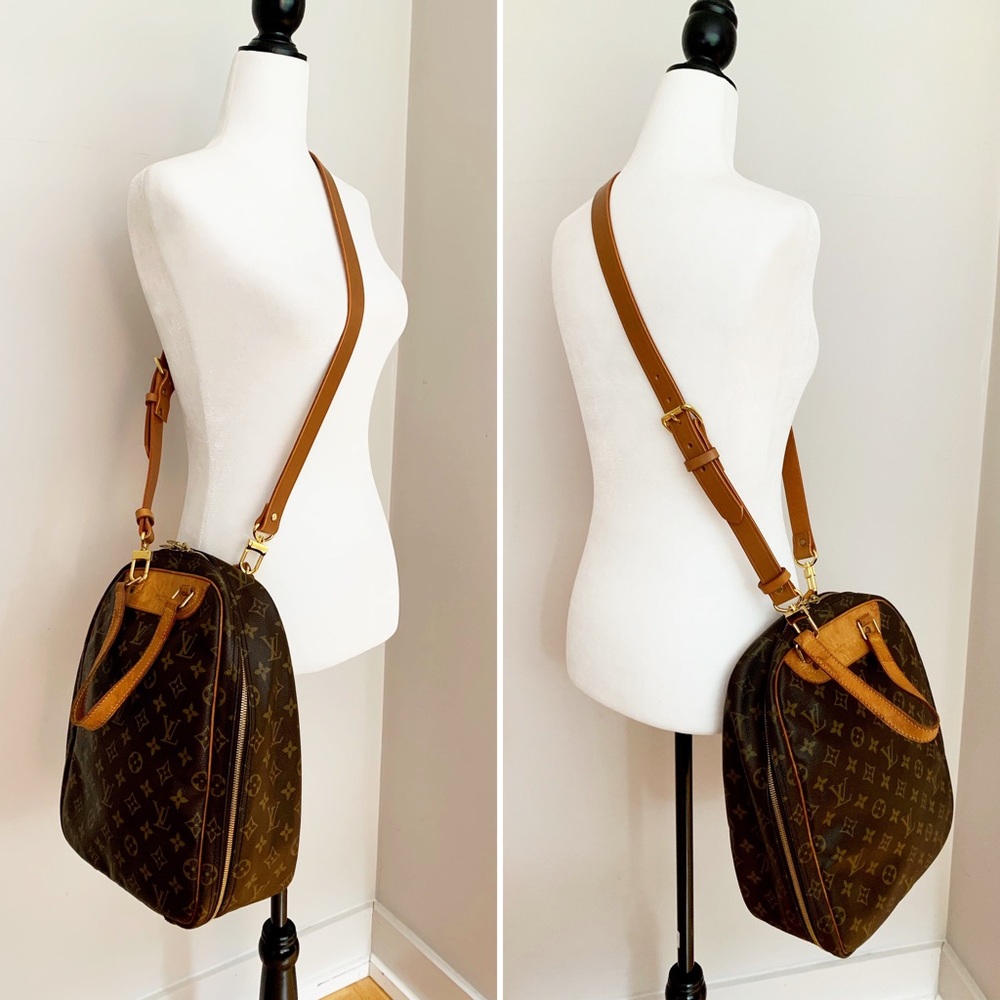 Authentic Vintage Louis Vuitton Excursion Bag - Picture 2 of 12